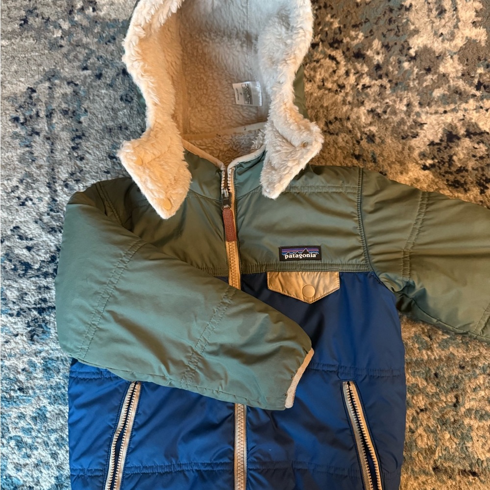 Patagonia Two-Tone Green and Blue Jacket